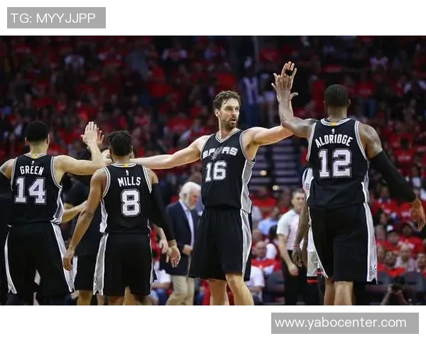 勇士对阵76人前瞻巴特勒等五人出战成疑库里继续缺阵梅尔顿复出